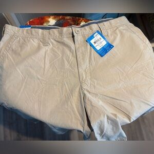Columbia Tan Flat Front Shorts Lightweight Casual